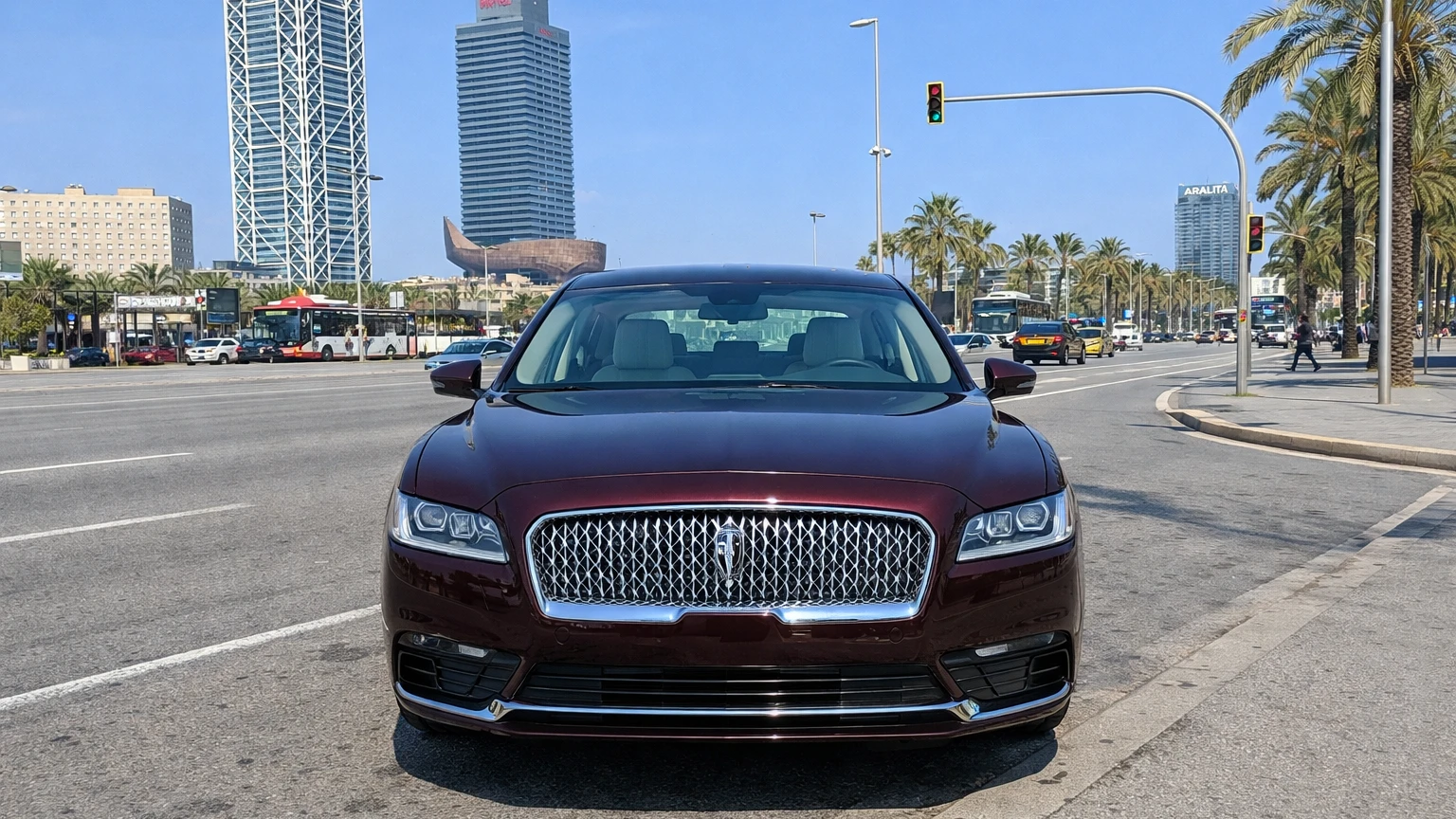 Lincoln Continental luksusa automašīnas noma Barselonā kāzām un biznesa ceļojumiem